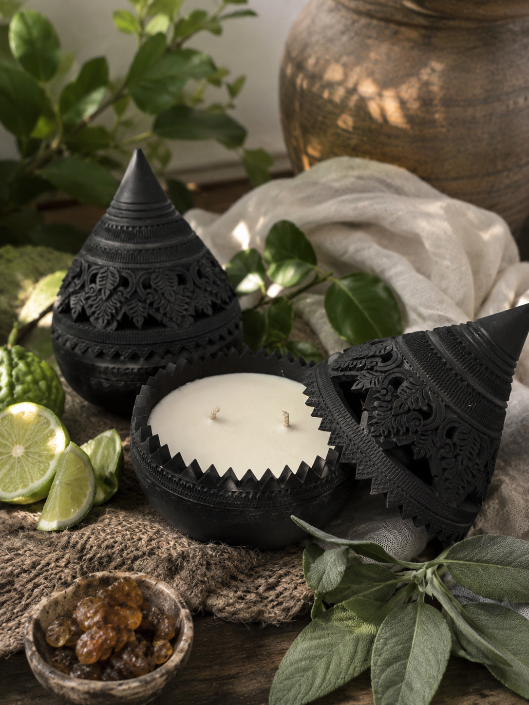 new-sense-lotus-petal-candle-black-175ml-maison-miko New Sense Lotus Petal Candle 175ml in black handcrafted Ko Kret pottery by Maison Miko