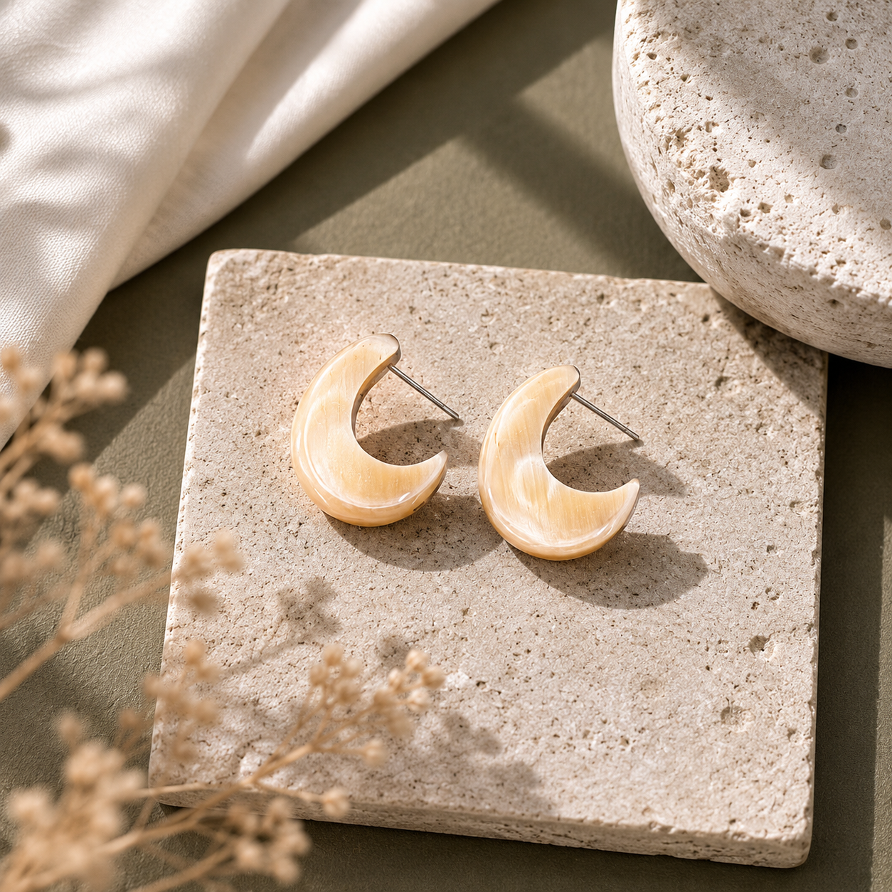 2moon-handcrafted-crescent-earrings
