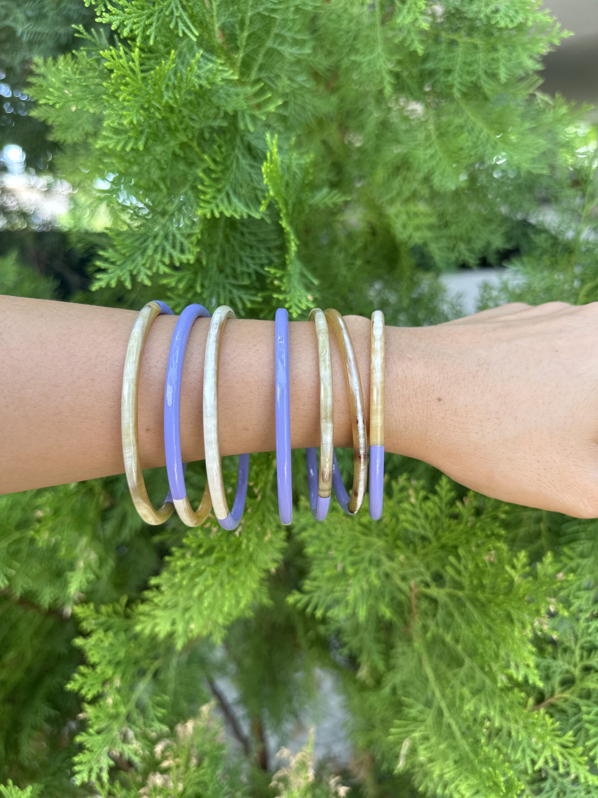 periwinkle-lacquer-buffalo-horn-bangles-set-of-7-maison-miko-2
